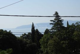 OPATIJA, LOVRAN - dvojna kuća s prekrasnim pogledom na more + okoiliš, Lovran, بيت