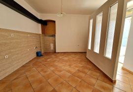 RIJEKA, KRNJEVO - dvosobni klasični stan, Rijeka, Appartement