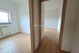 VIŠKOVO, MARČELJI - 2S + DB u prizemlju novije gradnje, Viškovo, Appartement