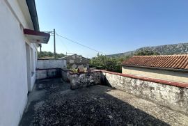 PRILIKA!! Kuća sa potencijalom za adaptaciju Grižane, Vinodolska Općina, Maison