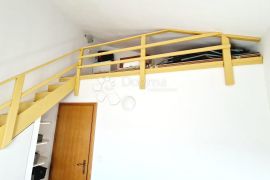 2soban apartman s terasom -blizu mora- u Vinkuranu, Medulin, Apartamento