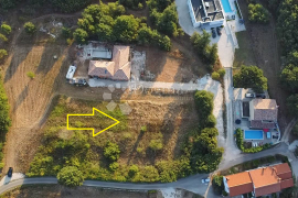 TOP ZEMLJIŠTE S PRAVOMOĆNOM GRAĐEVINSKOM DOZVOLOM, Svetvinčenat, Terreno