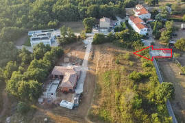 TOP ZEMLJIŠTE S PRAVOMOĆNOM GRAĐEVINSKOM DOZVOLOM, Svetvinčenat, Terreno