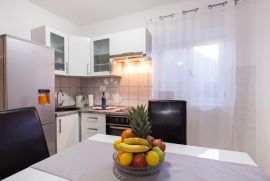 SPLIT - STAN ZA NAJAM DOSTUPAN ODMAH!, Split, Appartment