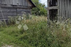 Seosko imanje s puno zemlje, jako povoljno, Gvozd, Maison