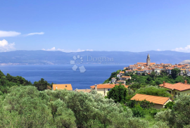 VRBNIK - PANORAMSKI POGLED 200 m OD MORA, Vrbnik, Zemljište