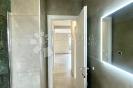 Apartman s vrtom u blizini plaže, Privlaka, Appartment