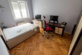 Prostrani stan na odličnoj lokaciji!, Zadar, Appartement