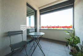 Zagreb, Knežija, moderan četverosoban penthouse NKP 125,54 m2, 2 parkirna mjesta, Zagreb, شقة