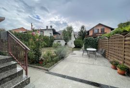 KUĆA S TRI STANA, PRODAJA, ZAGREB, DUBRAVA, Gornja Dubrava, House