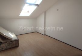 Dvosoban stan u srcu Zemuna, Zemun, Appartment