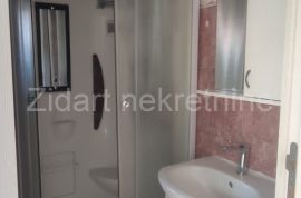 Dvosoban stan u srcu Zemuna, Zemun, Appartment