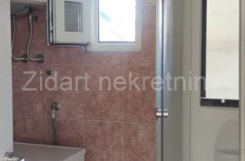 Dvosoban stan u srcu Zemuna, Zemun, Appartment