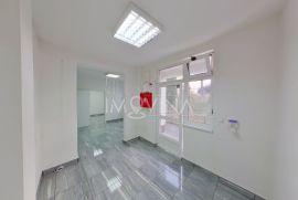 Poslovni prostor za najam 32m2+12m2 bašte, Centar, Sarajevo Centar, Commercial property