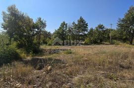 ISTRA, SVETVINČENAT - Prostrano građevinsko zemljište, Svetvinčenat, Terrain