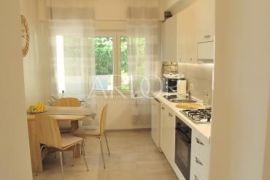 Opatija, stan 105 m2, Opatija, Appartamento