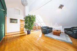 Zagreb, Šalata, prekrasan trosoban stan NKP 90 m2, Zagreb, Flat