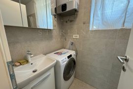 POSLOVNI PROSTOR, ZAKUP, ŠALATA, 136 m2, 5-sobni + 16 m2 GARSONIJERA, Gornji Grad - Medveščak, Apartamento