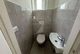 STAN, NAJAM, ŠALATA, 136 m2, 5-sobni + 16 m2 GARSONIJERA, Gornji Grad - Medveščak, Apartamento