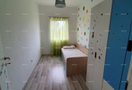 Stan Pula, Veli Vrh, dvosoban stan u manjoj zgradi., Pula, Appartment