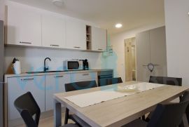 Uvlala Soline, otok Krk, dvosoban stan 62 m2, pogled na more, prodaja, Dobrinj, Apartamento