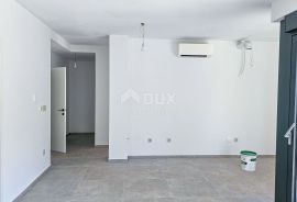 MALI LOŠINJ, ARTATORE - Stan 2S+DB u suterenu novogradnje 250m od atraktivne uvale, Mali Lošinj, Wohnung