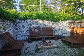 KOSTRENA KUĆA SA 3 APARTMANA, Kostrena, Famiglia