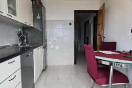 Bulevard, 2s,balkon,jug,pogled. RIJETKOST !!!, Rijeka, Appartement