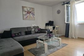 Bulevard, 2s,balkon,jug,pogled. RIJETKOST !!!, Rijeka, Appartement