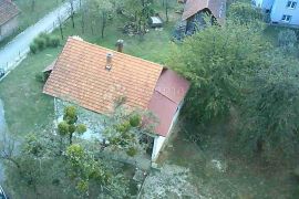 Kuća na mirnoj lokaciji sa dvorištem, pomoćnim zgradama i sjenicom, Donja Stubica, House