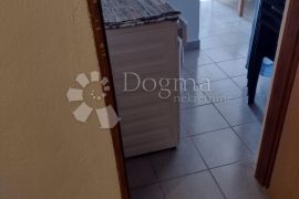 Kuća za dogoročni najam radnicima, Topusko, House