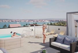 SUKOŠAN - LUKSUZAN PENTHOUSE S5, 2. KAT S KROVNOM TERASOM M I JACUZZIJEM, Sukošan, شقة