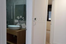 Crikvenica, novogradnja 5 minuta pješice od plaže, Crikvenica, Appartement