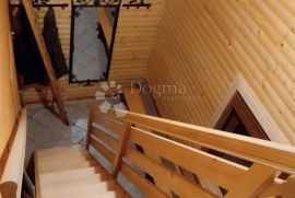 GORSKI KOTAR - PLANINSKA KUĆA NA 20.000 m2 OKUĆNICE, Ravna Gora, Casa