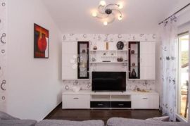 STUPIN ČELINE-ROGOZNICA, stan sa predivnim pogledom na more, Rogoznica, Apartamento