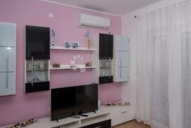 STUPIN ČELINE-ROGOZNICA stan 100 metara do mora, Rogoznica, Appartement