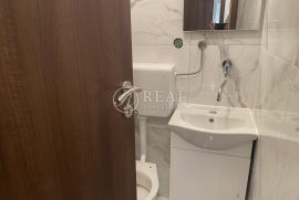 Škurinje, novoadaptiran, obiteljski 3S+DB, 80 m2!, Rijeka, Apartamento