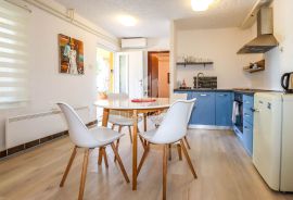 ESKLUZIVNO! Stan na mirnoj lokaciji u Rovinju, Rovinj, Apartamento