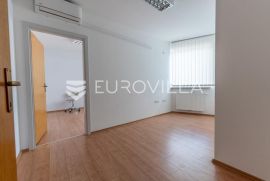 Požega, Mesnička, moderni poslovni uredi 180 m2, Požega, Commercial property