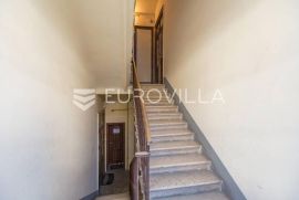 Istra, Pula, prekrasan konformni trosobni stan u centru NKP 93 m2, Pula, Appartement