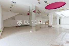 Požega, Mesnička, atraktivan poslovni lokal 210 m2, Požega, Propiedad comercial