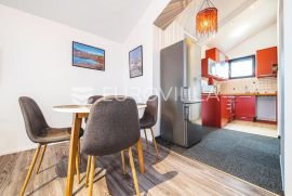 Zagreb, Gornja Dubrava, funkcionalan četverosoban stan NKP 90 m2, Zagreb, Apartamento