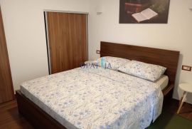 Obnovljen stan 1S+DB 50m od rive!, Poreč, Kвартира