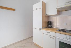 Kuća sa 6 apartmana na top lokaciji, Poreč, Istra, Poreč, House