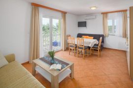 Kuća sa 6 apartmana na top lokaciji, Poreč, Istra, Poreč, Casa