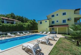 Kuća sa 6 apartmana na top lokaciji, Poreč, Istra, Poreč, House