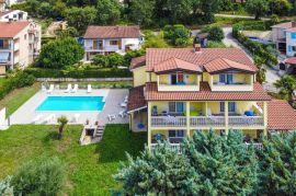 Kuća sa 6 apartmana na top lokaciji, Poreč, Istra, Poreč, Ev