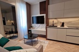 RIJEKA, CENTAR - stan, KOMPLETNO UREĐEN I NAMJEŠTEN!!!, Rijeka, Flat