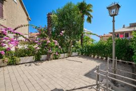 OPATIJA - STROGI CENTAR, luksuzan stan s garažom u blizini mora, Opatija, Apartamento