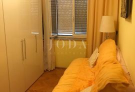 Senj, stan,centar,100m od mora, Senj, Appartment